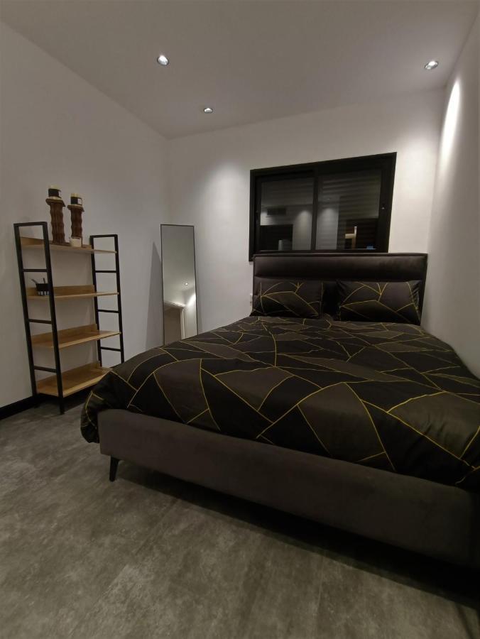 בת ים Luxury Aparment 5 Room 2 Minutes From The Beach מראה חיצוני תמונה