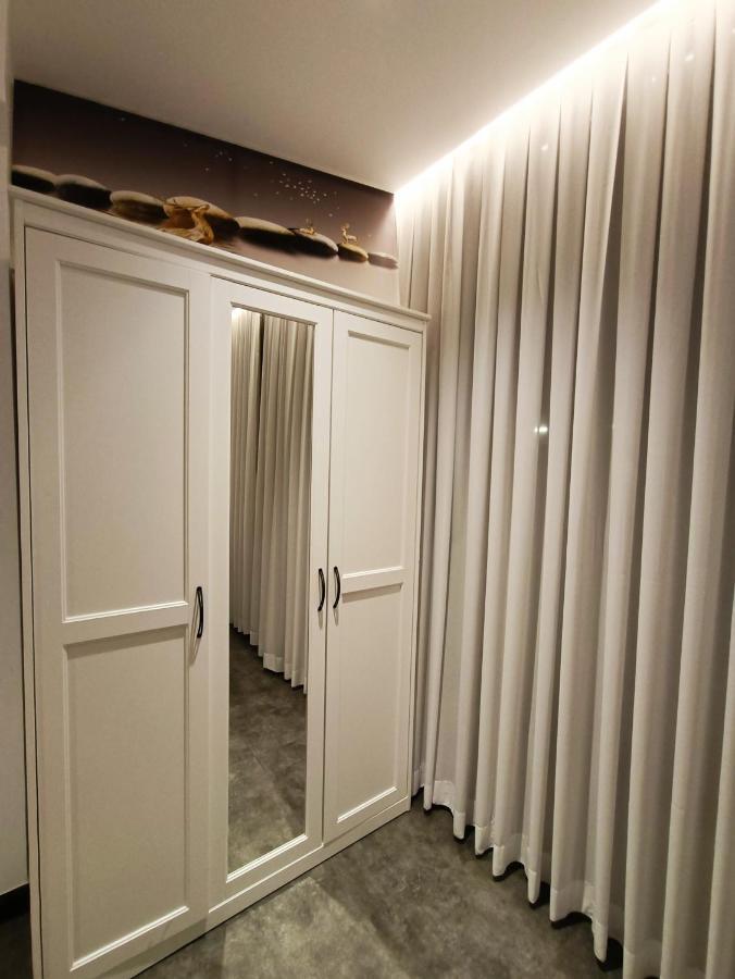 בת ים Luxury Aparment 5 Room 2 Minutes From The Beach מראה חיצוני תמונה