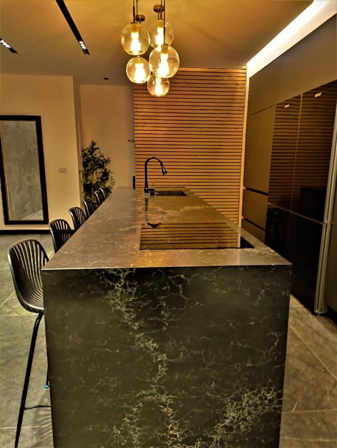 בת ים Luxury Aparment 5 Room 2 Minutes From The Beach מראה חיצוני תמונה