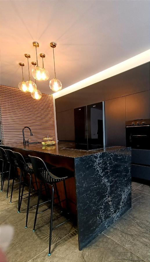 בת ים Luxury Aparment 5 Room 2 Minutes From The Beach מראה חיצוני תמונה