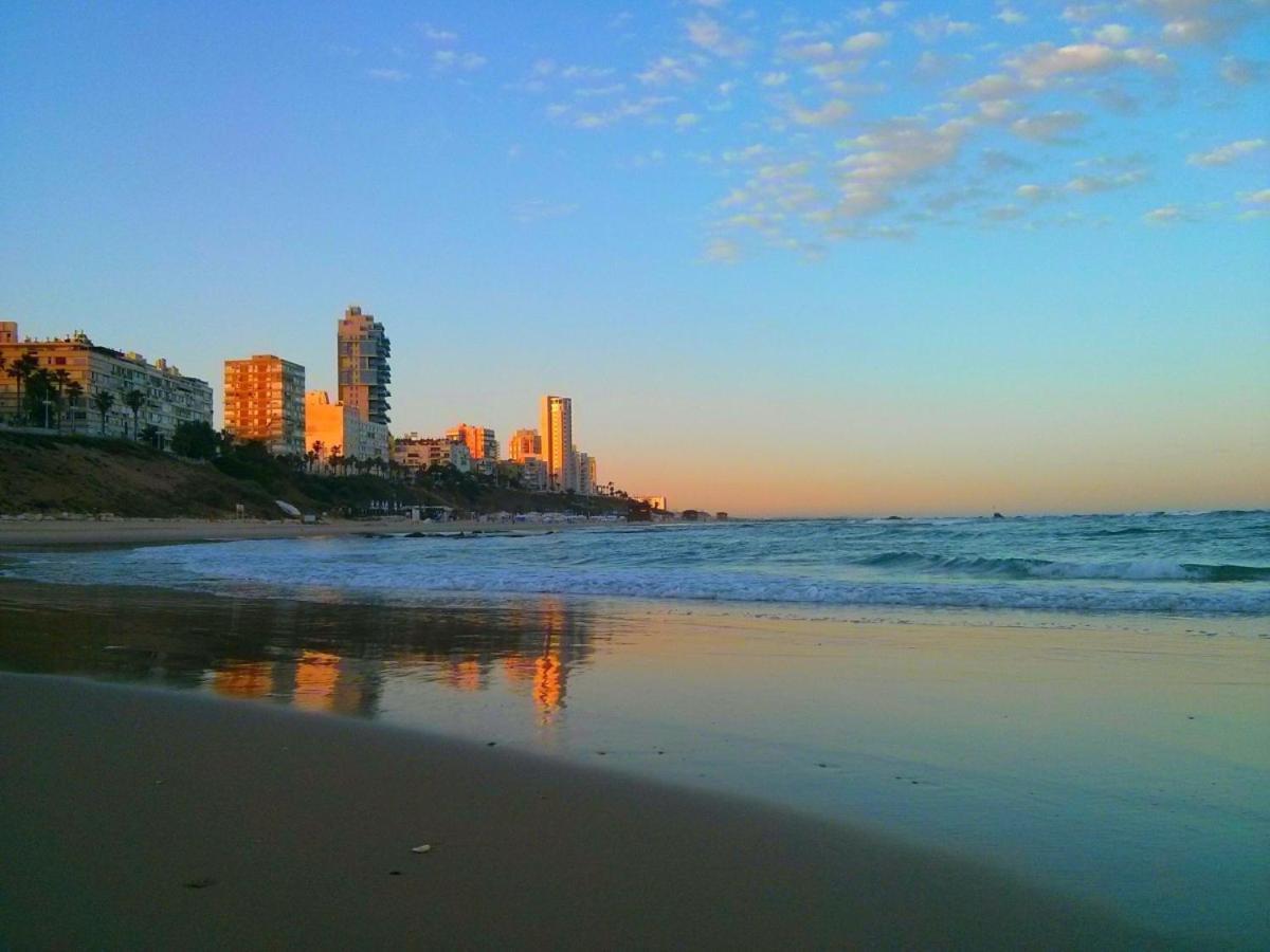 בת ים Luxury Aparment 5 Room 2 Minutes From The Beach מראה חיצוני תמונה